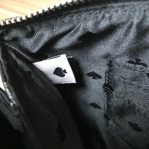 Kate spade large wristlet🎈🎈 - Picture 8 of 9